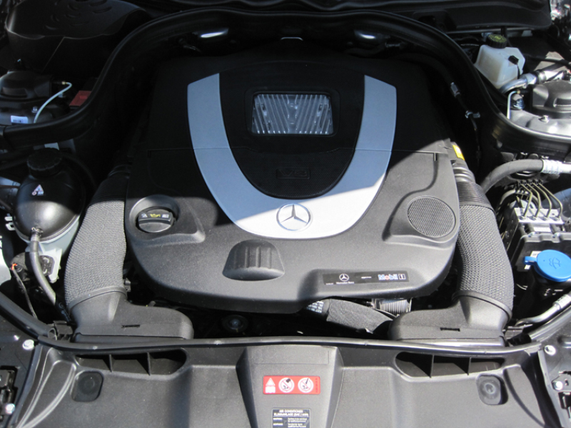 Mercedes-Benz R-Class Air Filters - Drop In - K&N Engineering - High-Flow - `98-`10